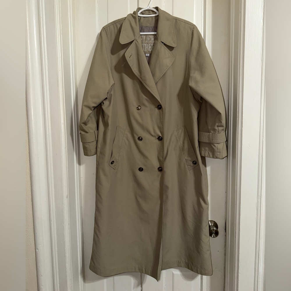 Fleet Street Women's beige Button Up Trench Coat‎ Size 12